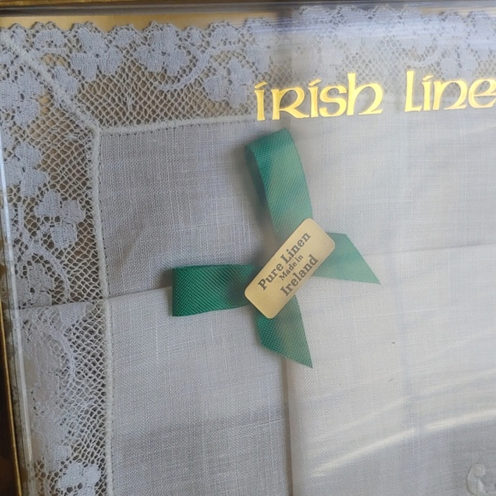 Vintage Irish Pure Linen Lace Embroidered Handkerchief NWT - Picture 3 of 14